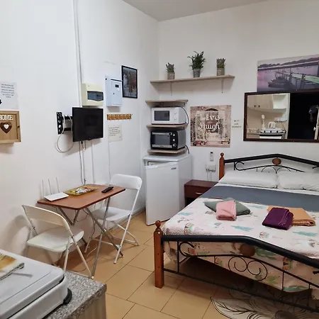 アパート Nicosia Rooms Studios ニコシア