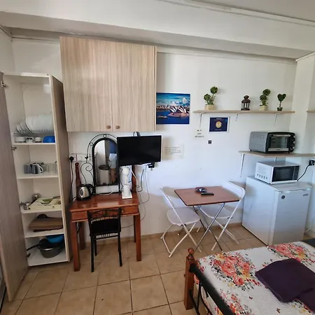 Апартаменти Nicosia Rooms Studios Нікосія
