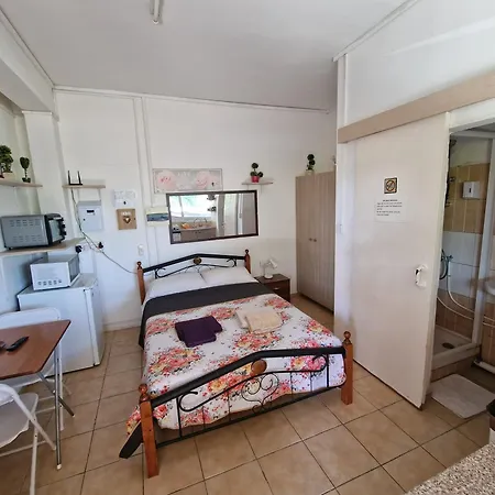 Nicosia Rooms Studios Нікосія