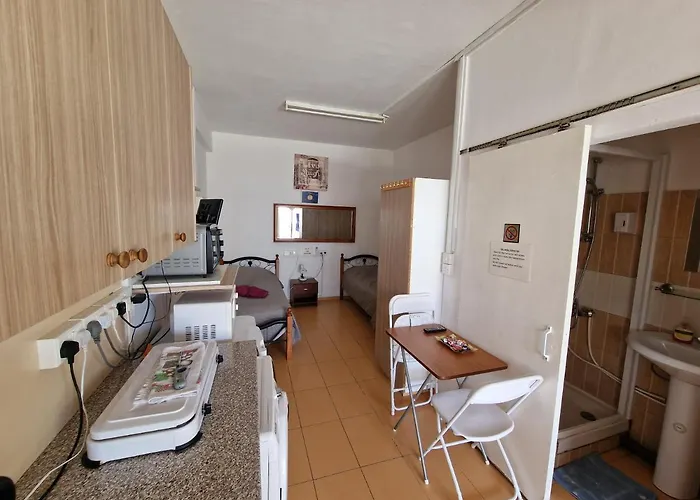 Nicosia Rooms Studios * 尼科西亚